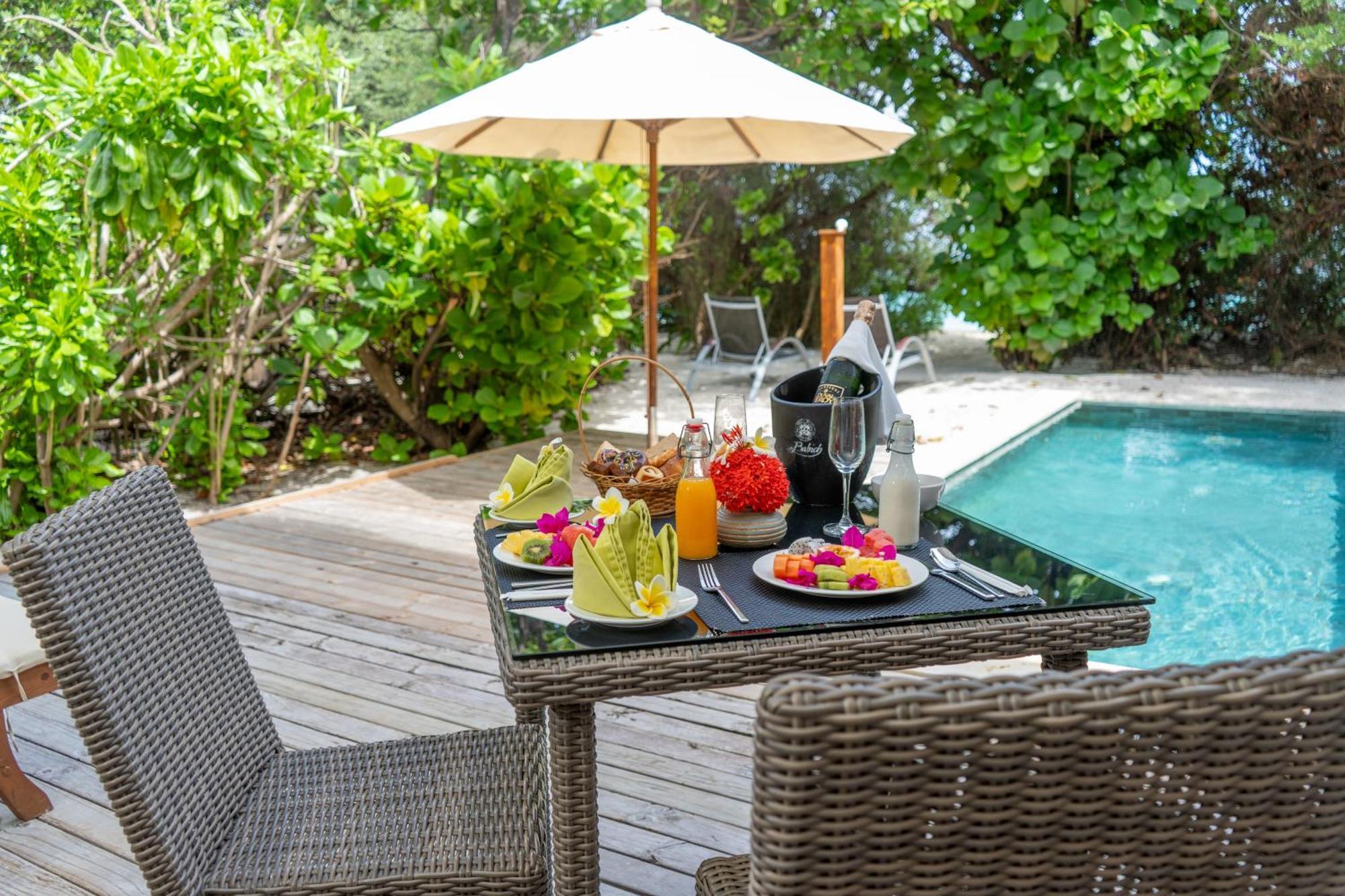 Meedhoo  Kudafushi Resort & Spa מראה חיצוני תמונה