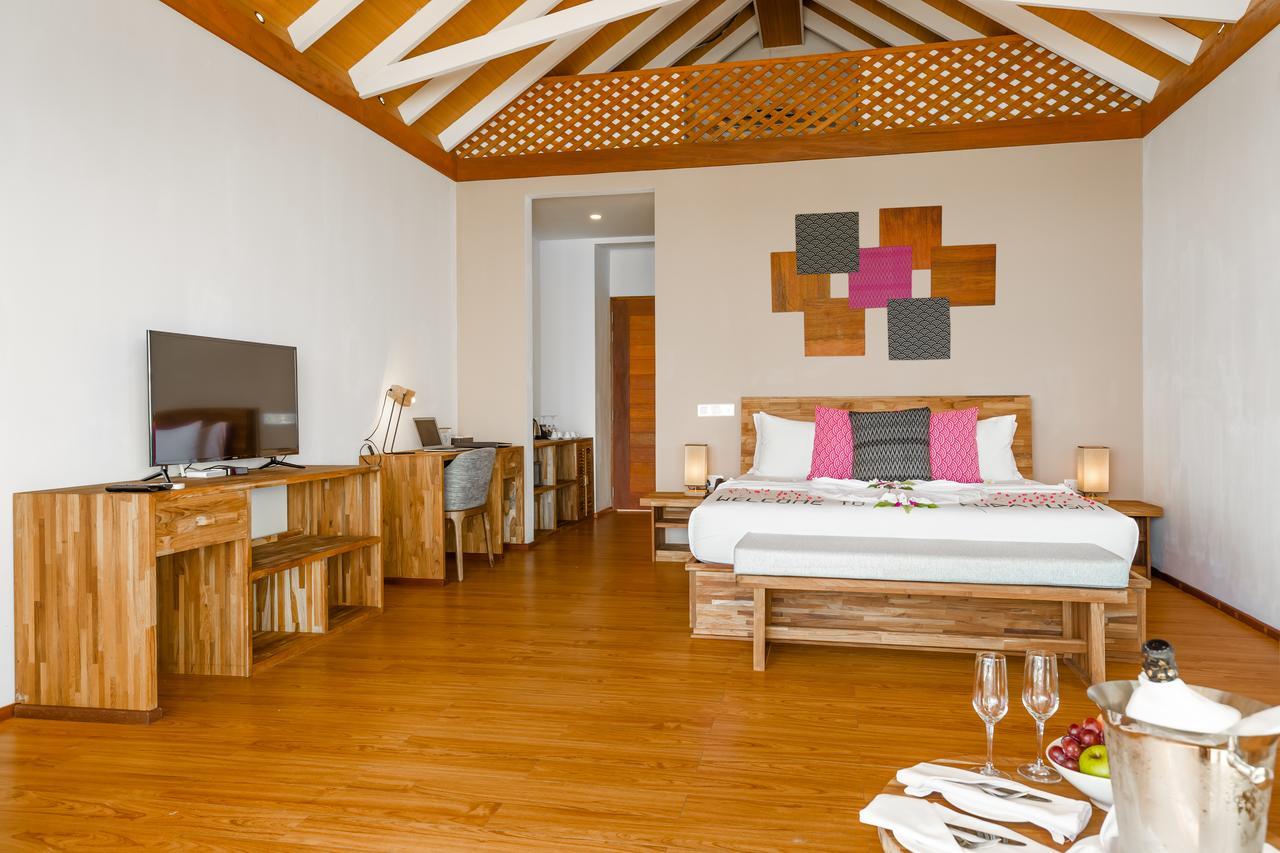 Meedhoo  Kudafushi Resort & Spa מראה חיצוני תמונה